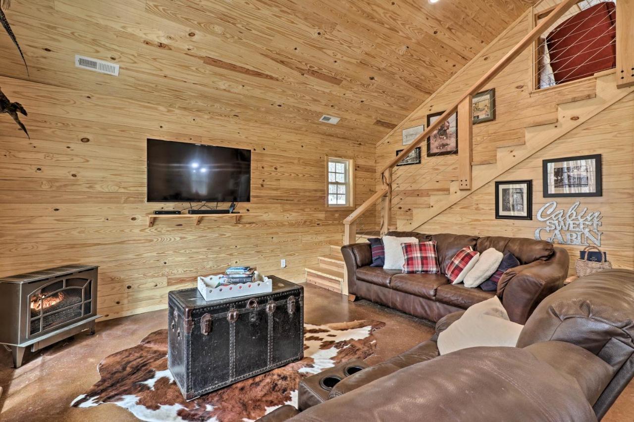 Peaceful Family Cabin On 10 Acres With Game Room! Heflin المظهر الخارجي الصورة