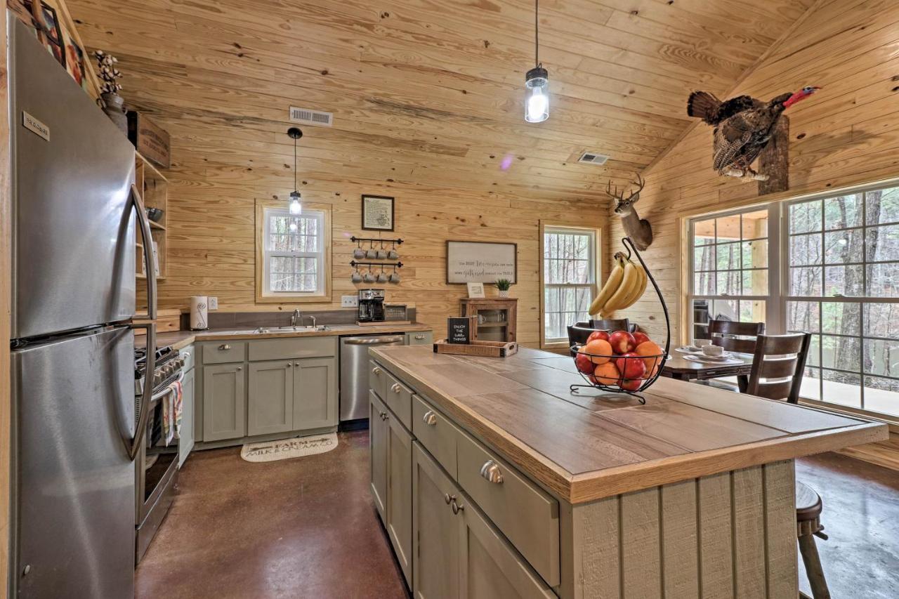 Peaceful Family Cabin On 10 Acres With Game Room! Heflin المظهر الخارجي الصورة