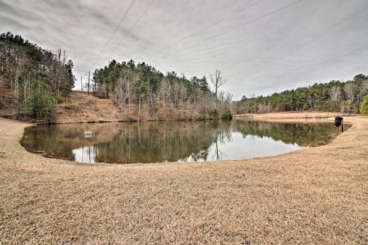 Peaceful Family Cabin On 10 Acres With Game Room! Heflin المظهر الخارجي الصورة